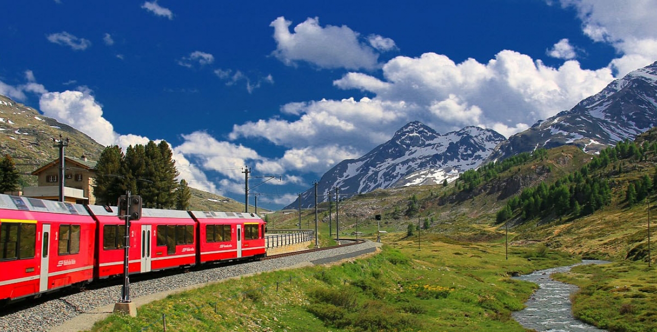 Florence and the Bernina Express | Railbookers®