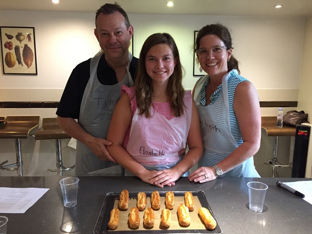 Eclair cooking class in paris