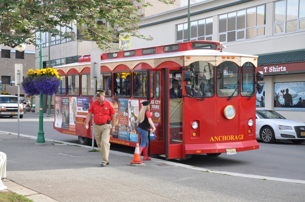anchorage-alaska-trolley-tour_767108143_web